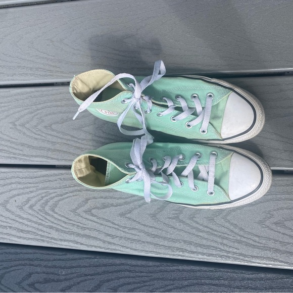 Converse Shoes - Picture 6 of 9